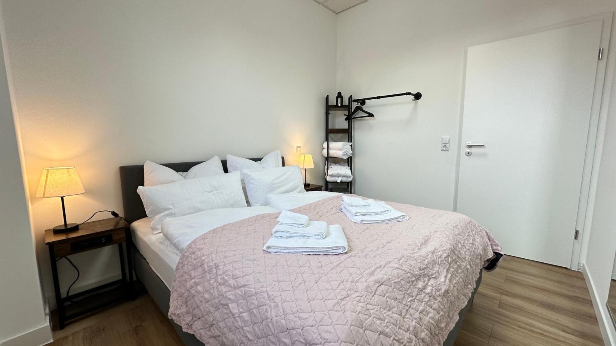 Das Loft - Sauna - 4 Schlafzimmer - 2 Baeder - Stadtmitte - 2 Parkplaetze Шпайер Екстериор снимка
