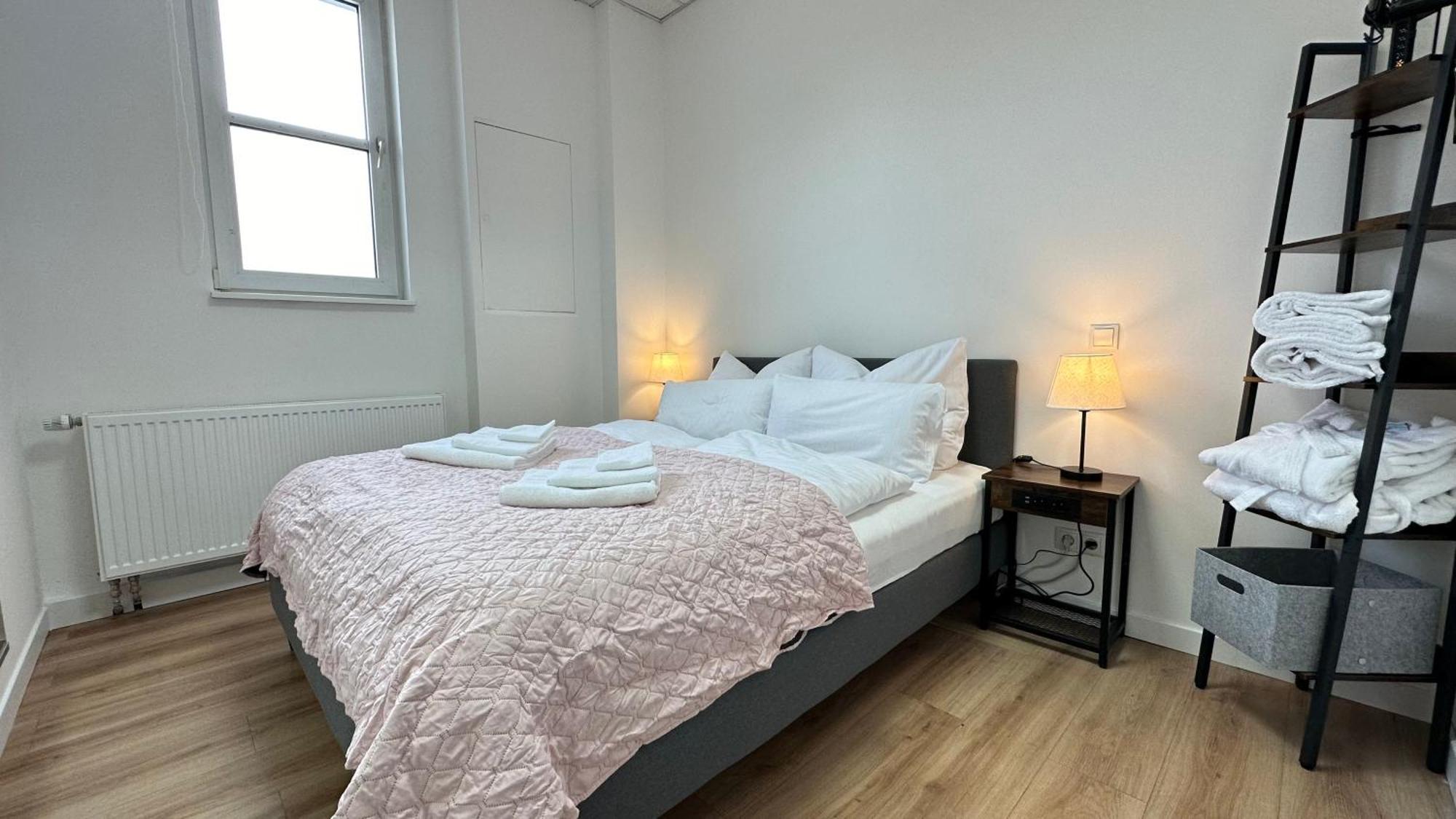 Das Loft - Sauna - 4 Schlafzimmer - 2 Baeder - Stadtmitte - 2 Parkplaetze Шпайер Екстериор снимка